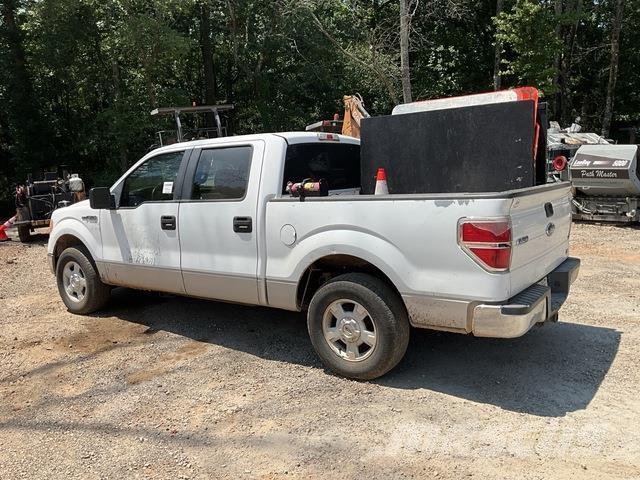 Ford F-150 Pick up/Dropside