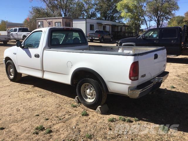Ford F-150 Pick up/Dropside