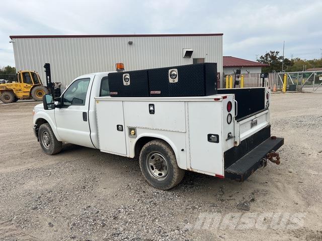 Ford F-250 Pick up/Dropside