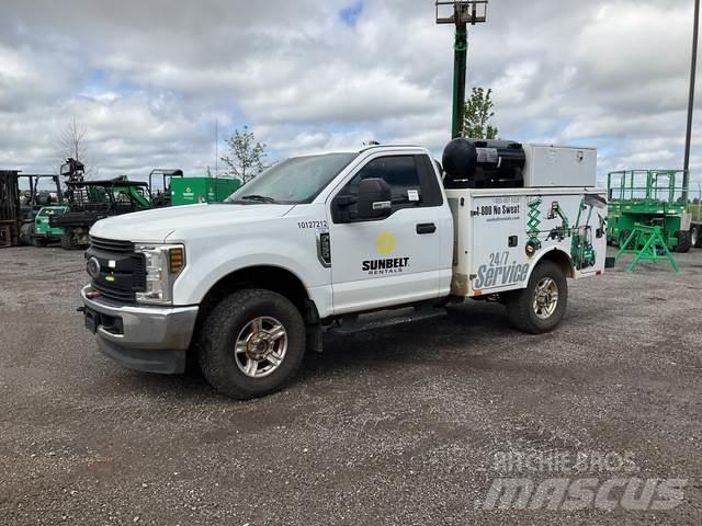 Ford F-250 Construction - Others