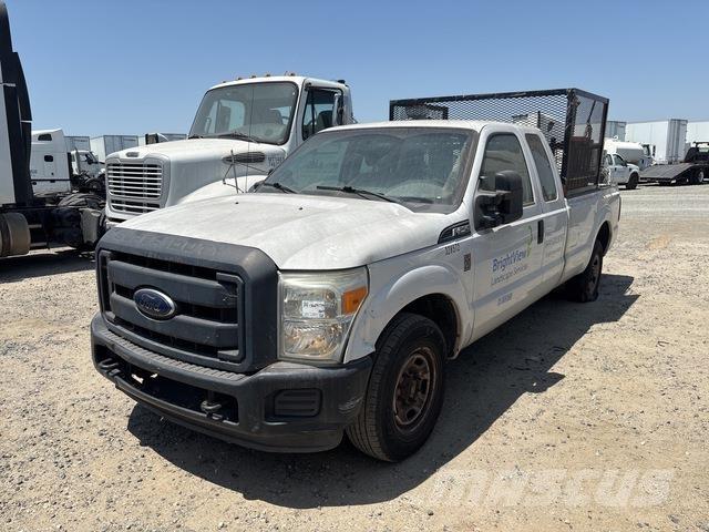 Ford F-250 Pick up/Dropside