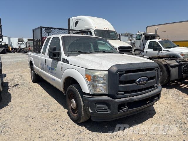 Ford F-250 Pick up/Dropside