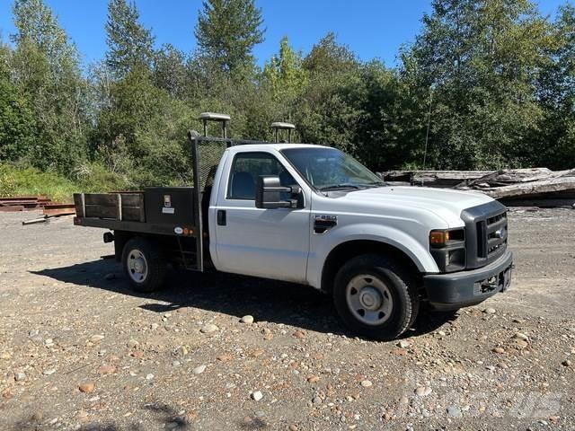 Ford F-250 Flatbed / Dropside trucks