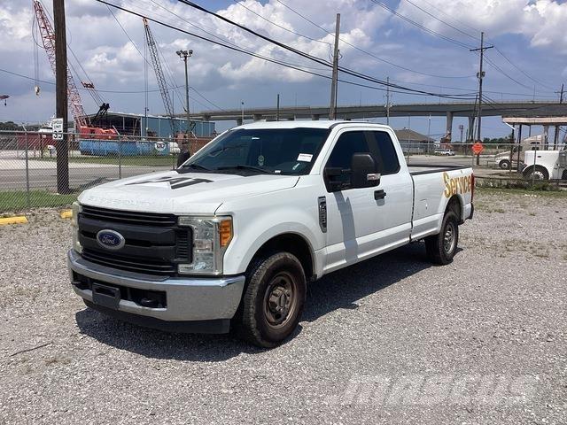 Ford F-250 Pick up/Dropside