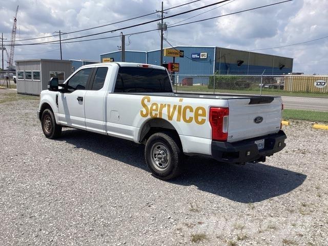 Ford F-250 Pick up/Dropside