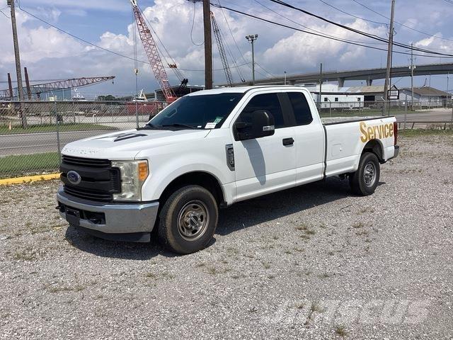 Ford F-250 Pick up/Dropside