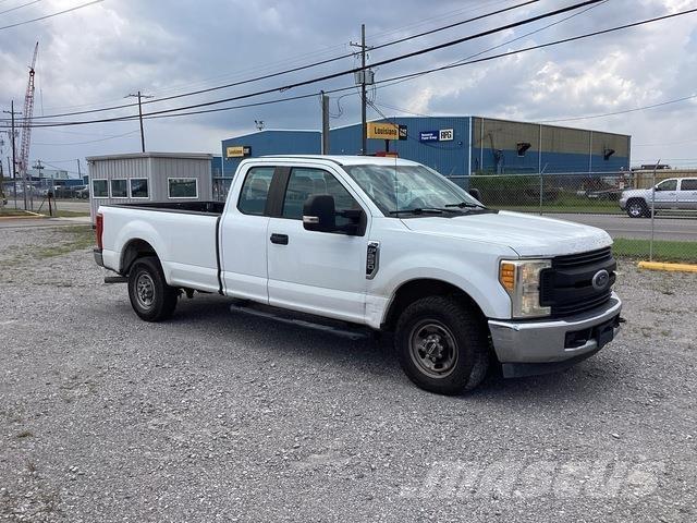 Ford F-250 Pick up/Dropside
