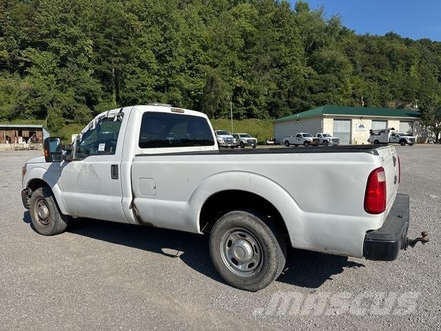 Ford F-250 Pick up/Dropside