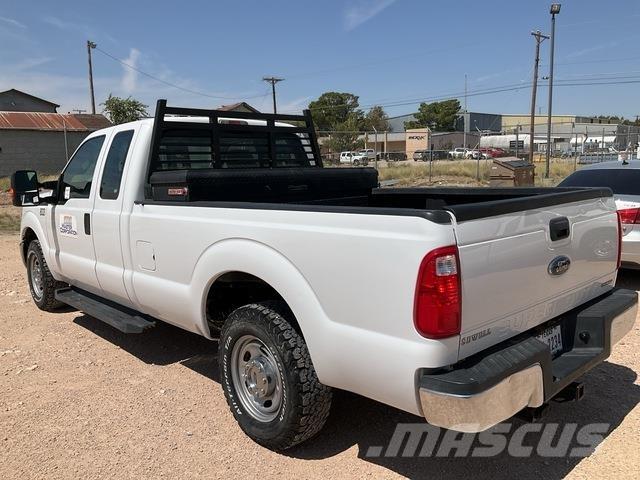 Ford F-250 Pick up/Dropside
