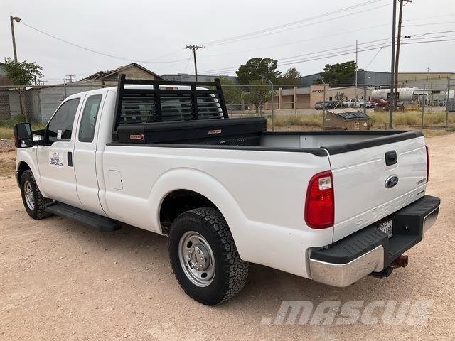 Ford F-250 Pick up/Dropside