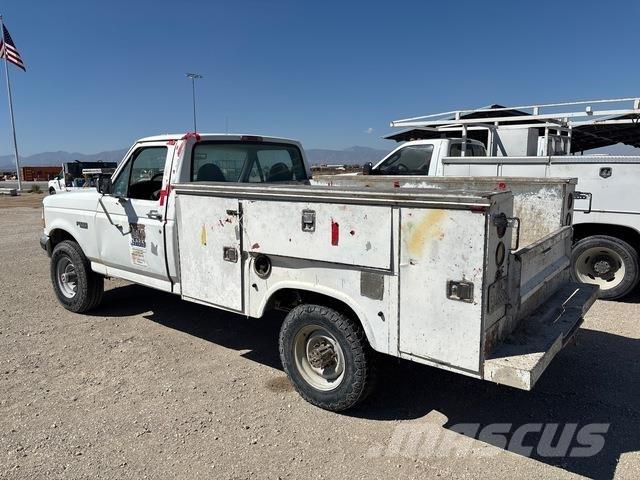 Ford F-250 Pick up/Dropside