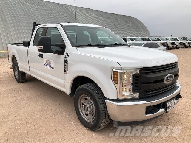 Ford F-250 Pick up/Dropside