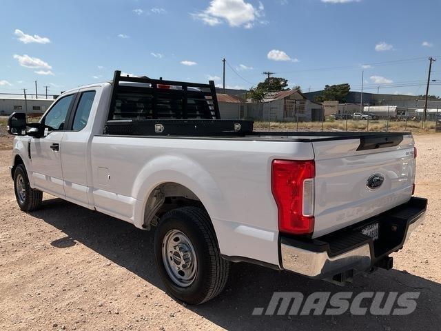 Ford F-250 Pick up/Dropside