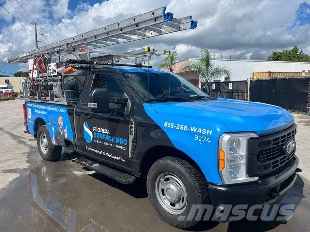 Ford F-250 Construction - Others