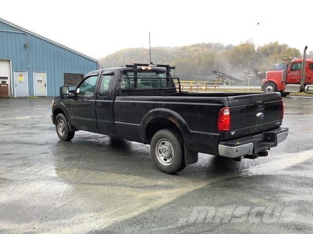 Ford F-250 Pick up/Dropside