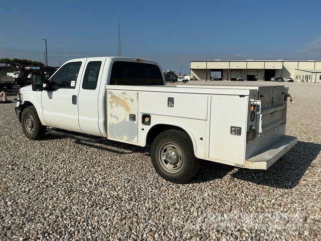 Ford F-250 Pick up/Dropside