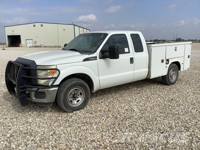 Ford F-250 Pick up/Dropside