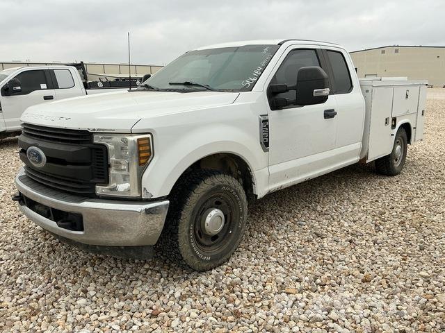 Ford F-250 Pick up/Dropside