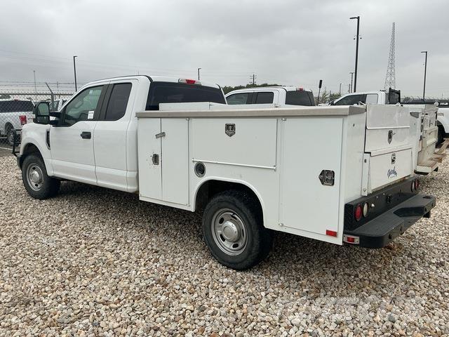 Ford F-250 Pick up/Dropside