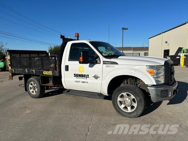 Ford F-250 Flatbed / Dropside trucks