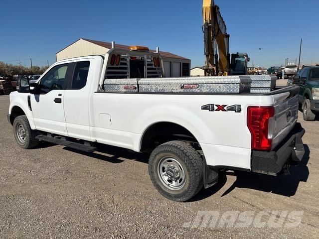 Ford F-250 Pick up/Dropside