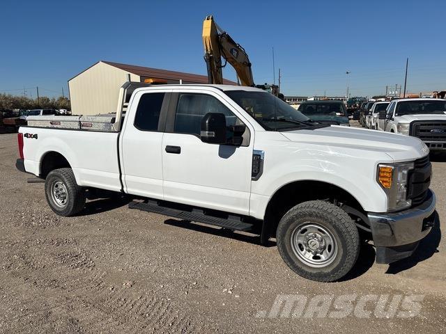 Ford F-250 Pick up/Dropside