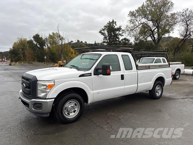 Ford F-250 Pick up/Dropside