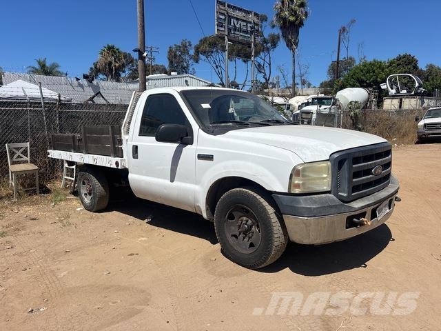 Ford F-250 Flatbed / Dropside trucks
