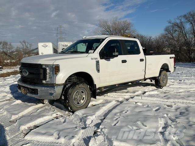 Ford F-250 Pick up/Dropside