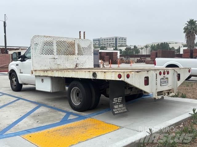 Ford F-350 Flatbed / Dropside trucks