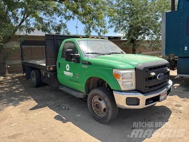 Ford F-350 Flatbed / Dropside trucks