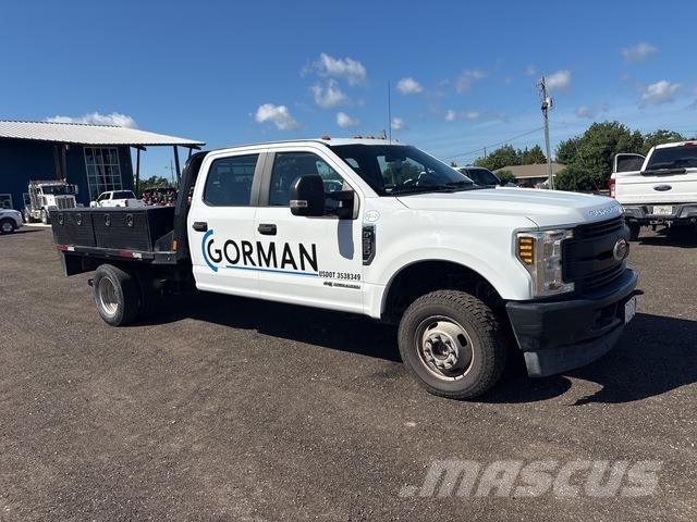 Ford F-350 Flatbed / Dropside trucks