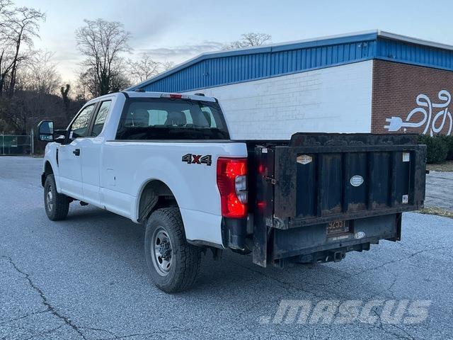 Ford F-350 Pick up/Dropside