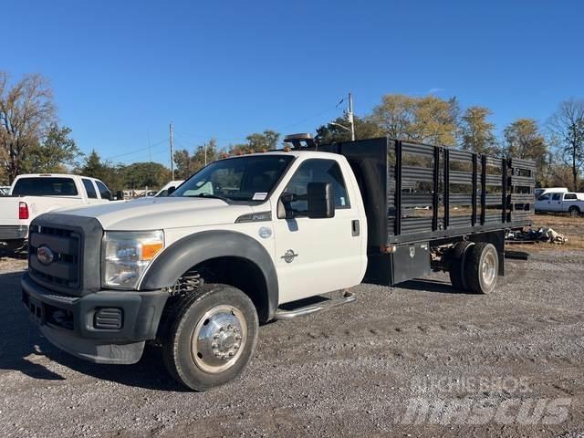 Ford F-450 Flatbed / Dropside trucks