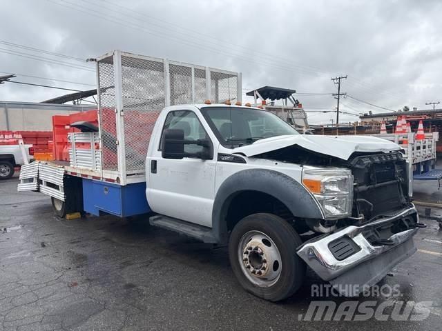 Ford F-450 Flatbed / Dropside trucks