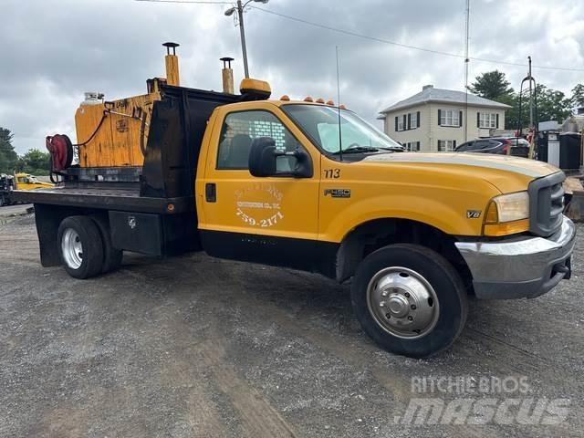 Ford F-450 Flatbed / Dropside trucks