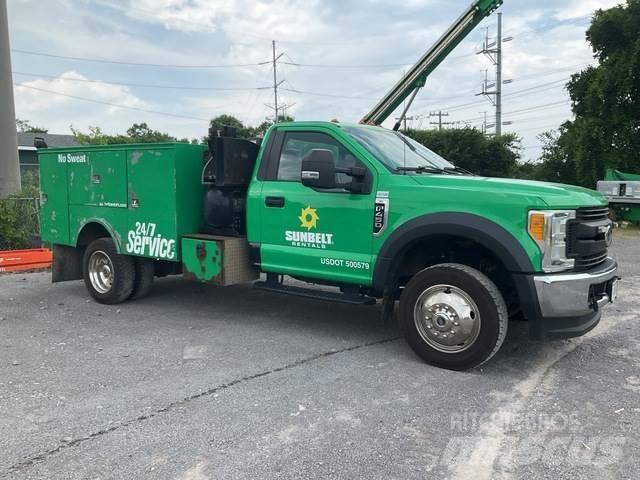 Ford F-450 Municipal / general purpose vehicles