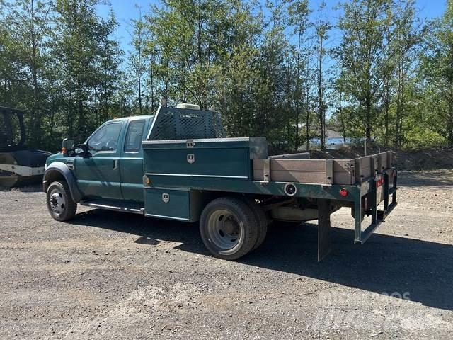 Ford F-450 Flatbed / Dropside trucks