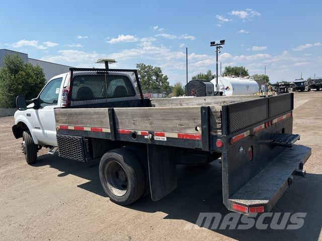 Ford F-450 Flatbed / Dropside trucks
