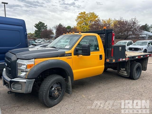 Ford F-450 Flatbed / Dropside trucks