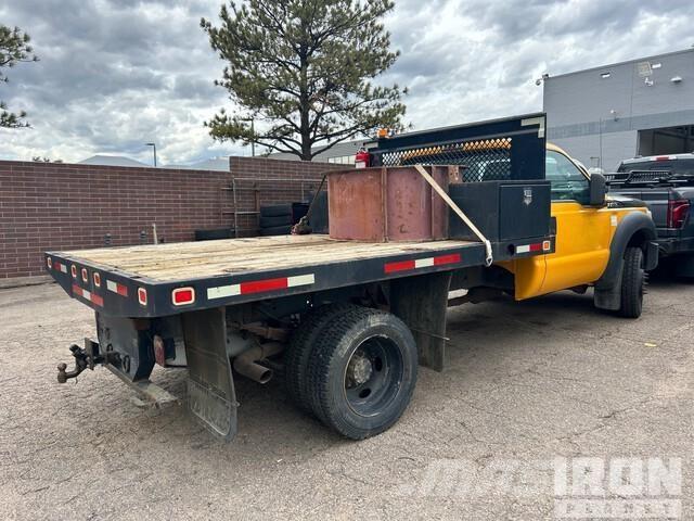 Ford F-450 Flatbed / Dropside trucks