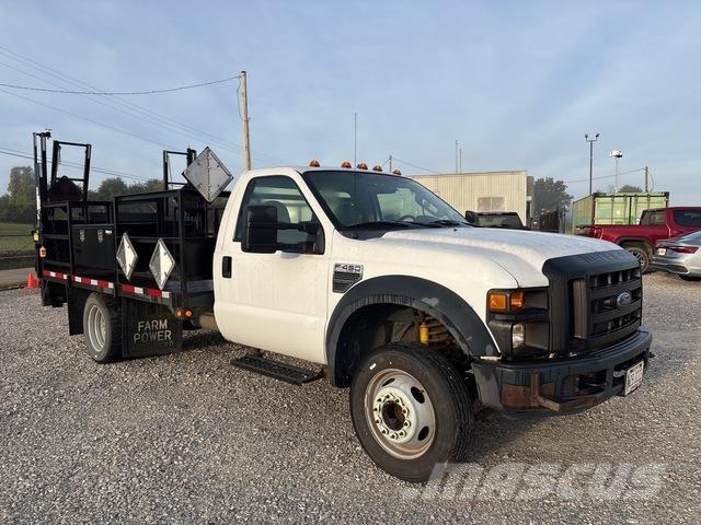 Ford F-450 Flatbed / Dropside trucks