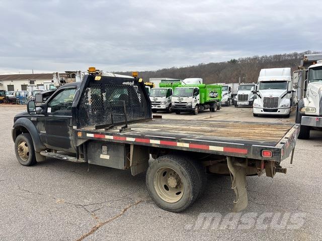 Ford F-450 Flatbed / Dropside trucks