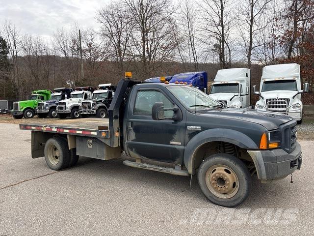 Ford F-450 Flatbed / Dropside trucks