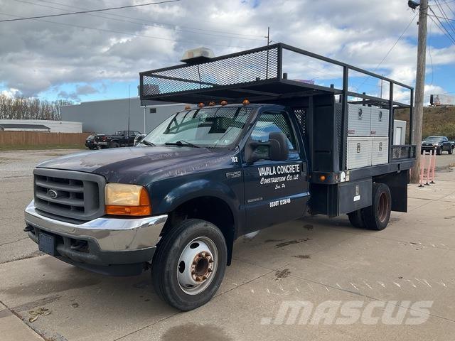 Ford F-450 Flatbed / Dropside trucks