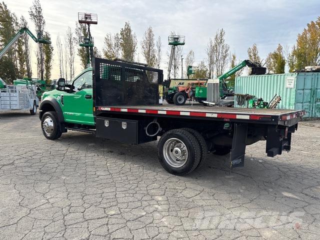 Ford F-450 Flatbed / Dropside trucks