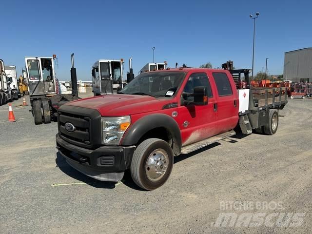 Ford F-550 Flatbed / Dropside trucks