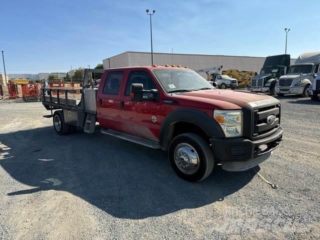 Ford F-550 Flatbed / Dropside trucks