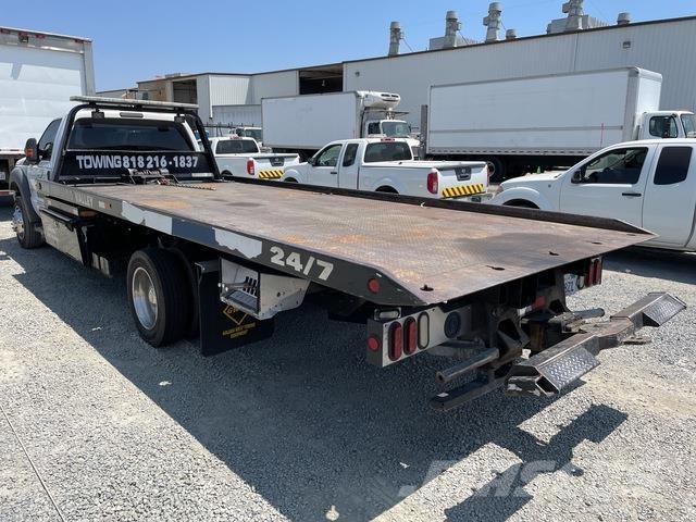 Ford F-550 Recovery vehicles