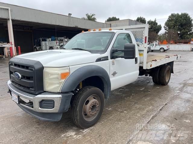 Ford F-550 Flatbed / Dropside trucks